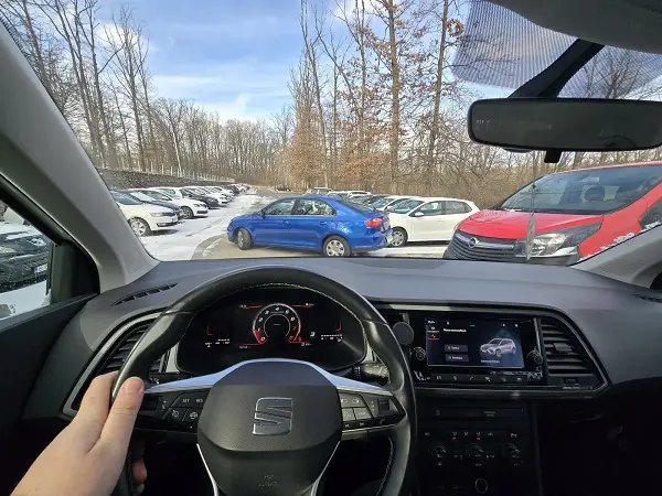 Car rental formalities at Viocars parking in Iasi