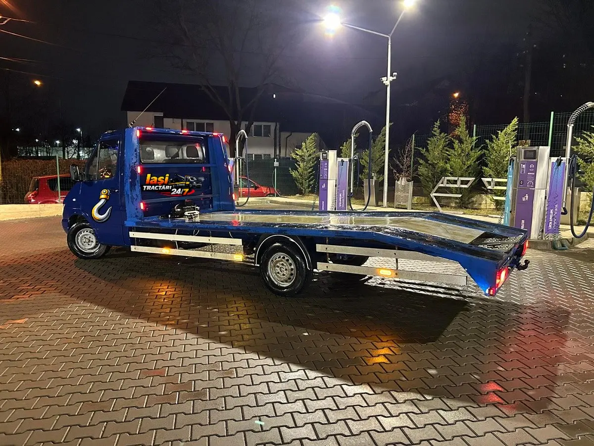 viocars rental car replacement after accident in iasi