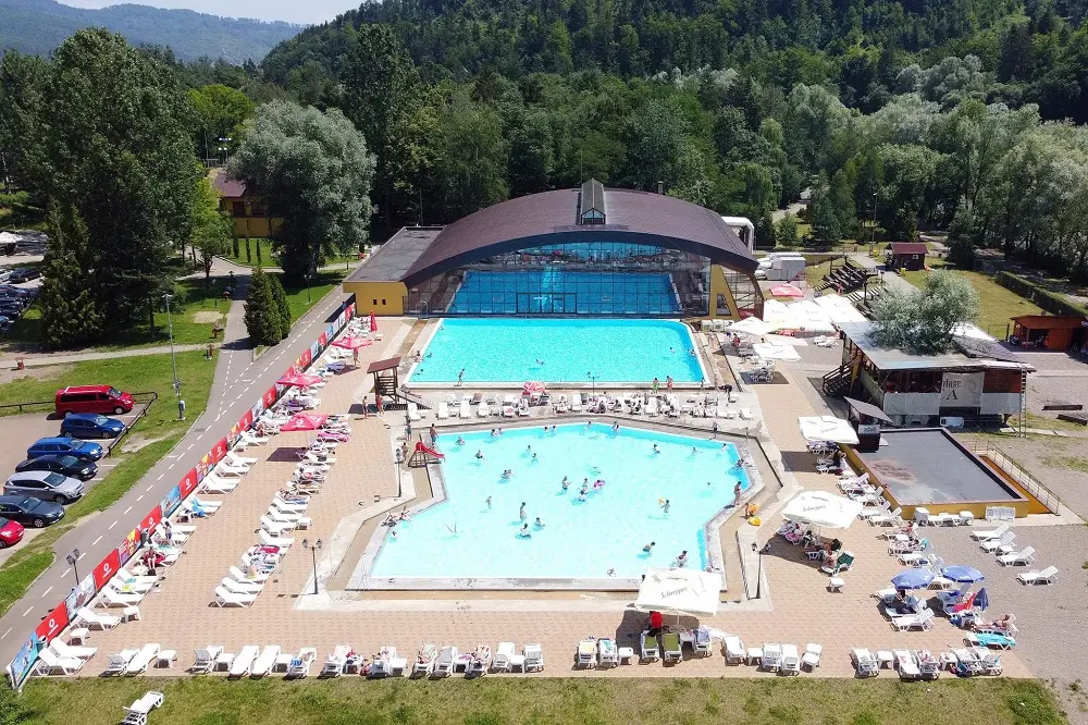 Gura Humorului - Arinis, parc si zona de relaxare in Bucovina