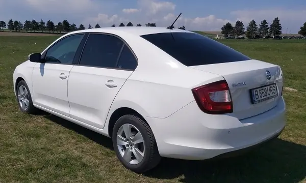 inchirieri auto suceava aeroport skoda rapid automat