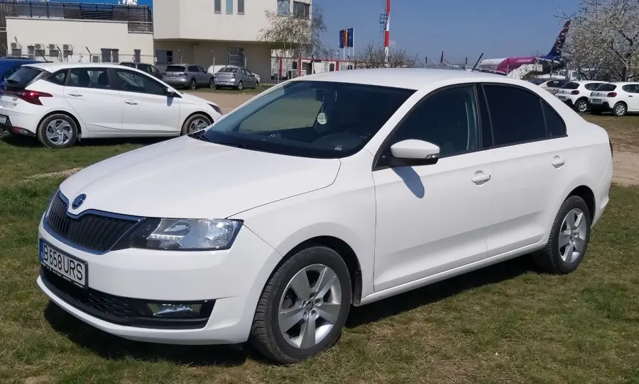 inchirieri auto iasi aeroport skoda rapid automat