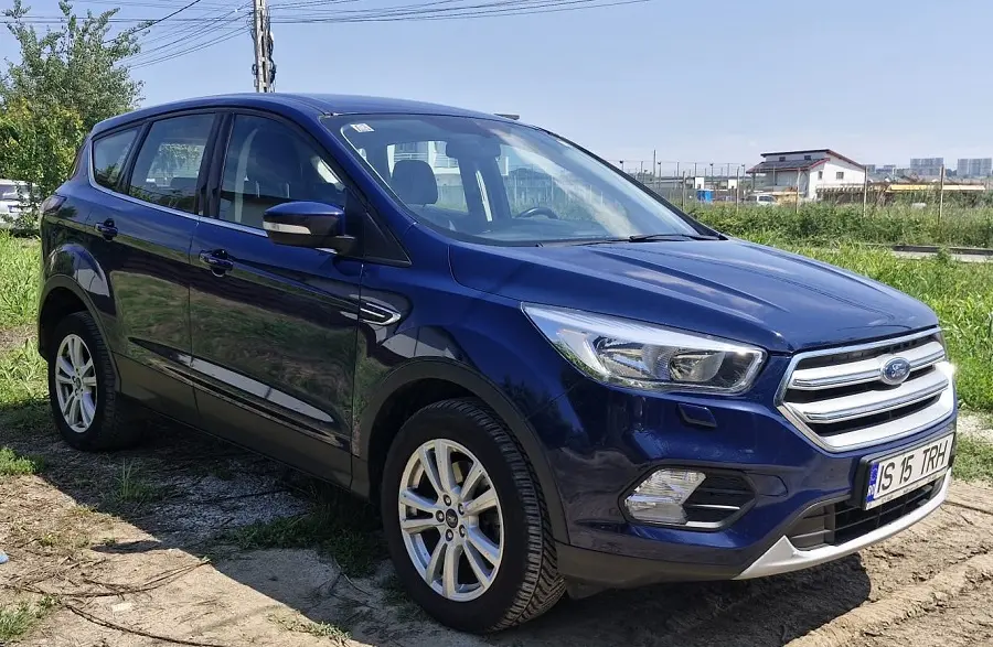 ford kuga 4x4 automat de inchiriat la iasi aeroport