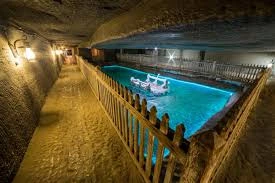 Salina Cacica interior mina de sare Bucovina